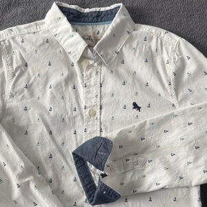 Boys H&M nautical white long sleeve dress shirt with sail boats